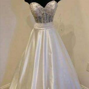 Allure wedding dress